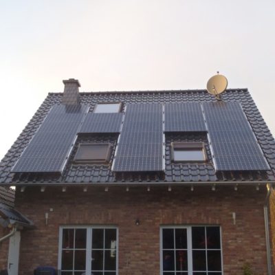 Erftstadt_752kWp_SPR327WHT_2013-800x599